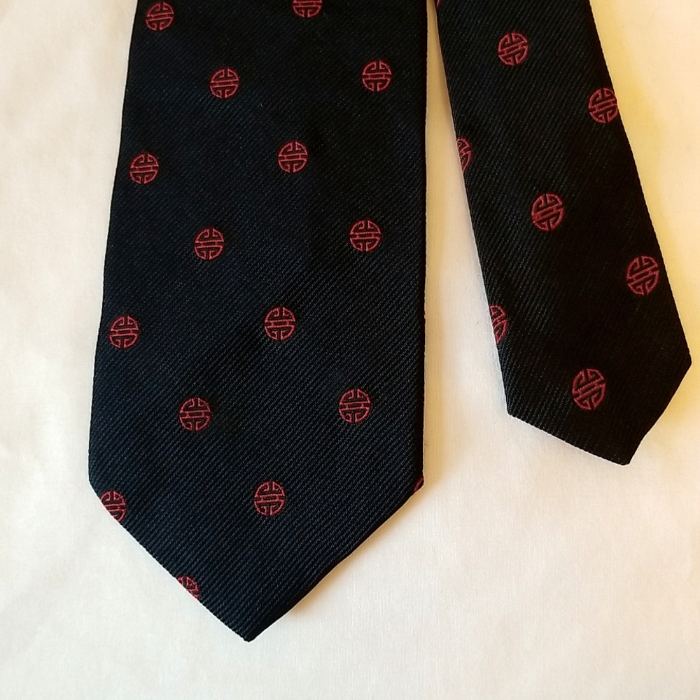 Gump's SF Navy Silk Tie